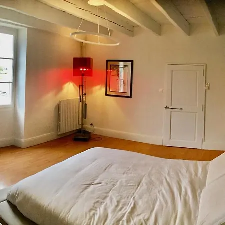 Maison charentaise avec piscine 10 couchage